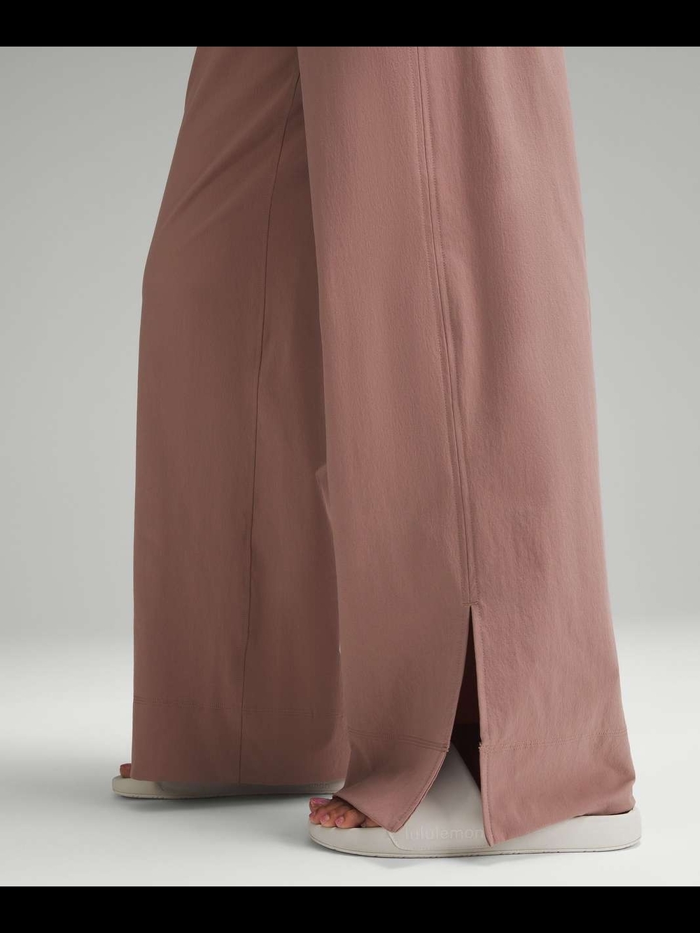 Lululemon Lightweight High Rise Wide Leg Pants Size L